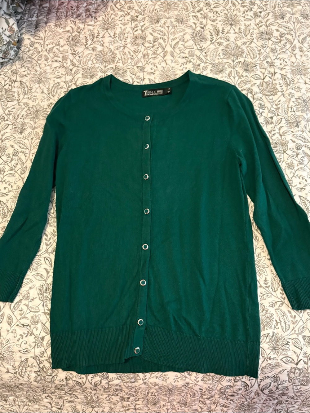 Avenue Emerald Green Button-Front Women’s Cardigan